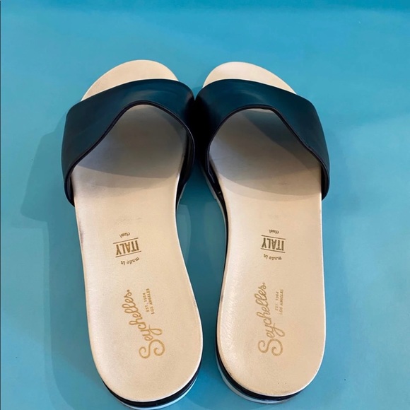 Seychelles Sandals - Picture 2 of 6